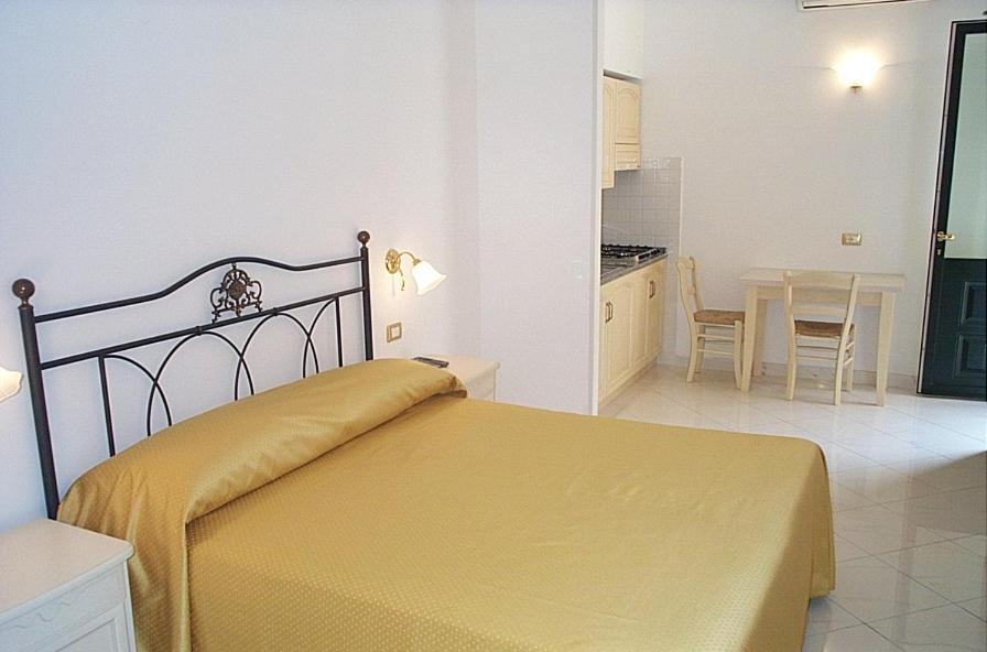 Acquamarina Hotel มอนเตรอสโซ อัล มาเร ภายนอก รูปภาพ